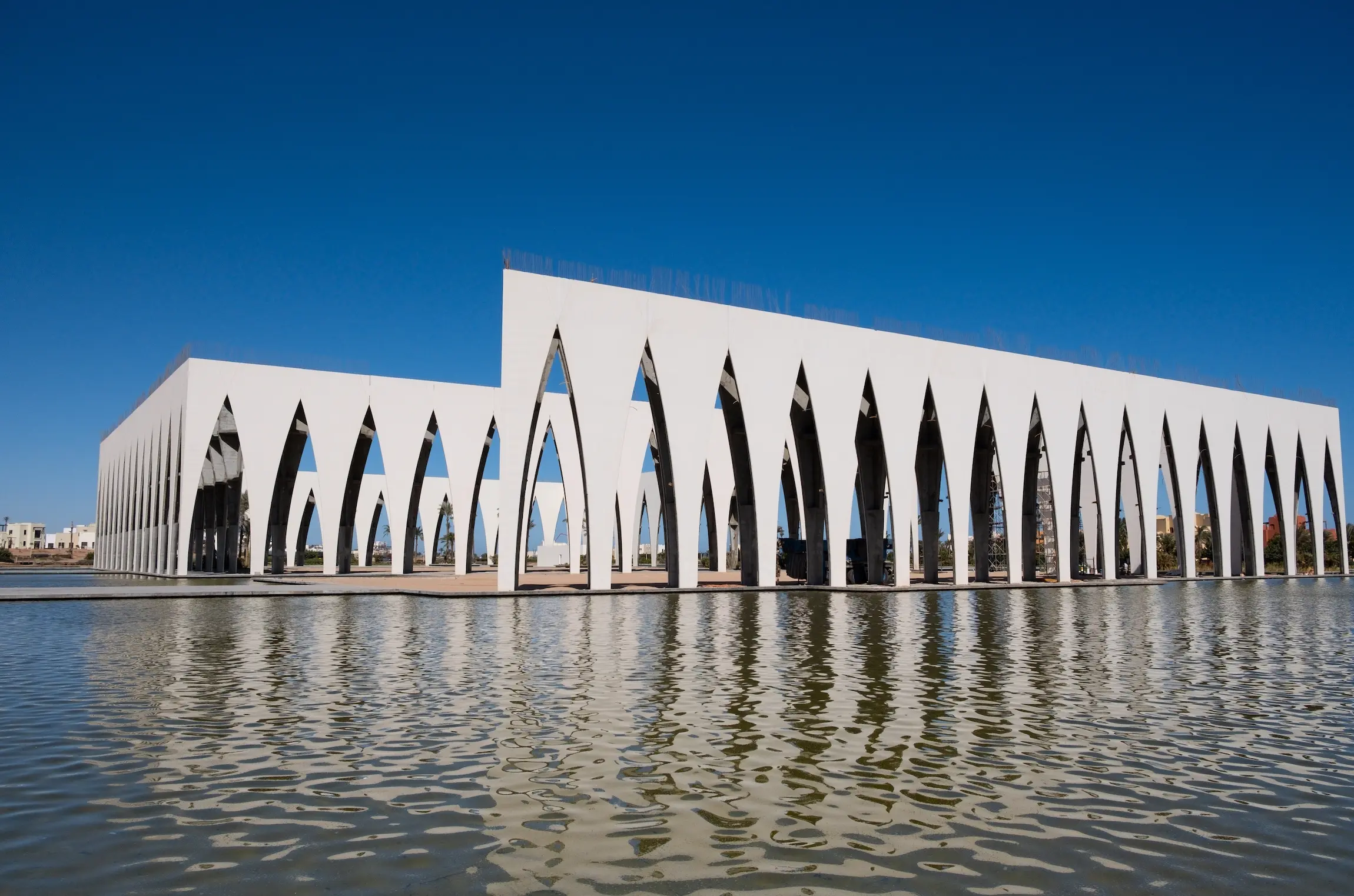 beautiful-landscape-el-gouna-festival-plaza-area-in-el-gouna_shutterstock_2293613979 (1)